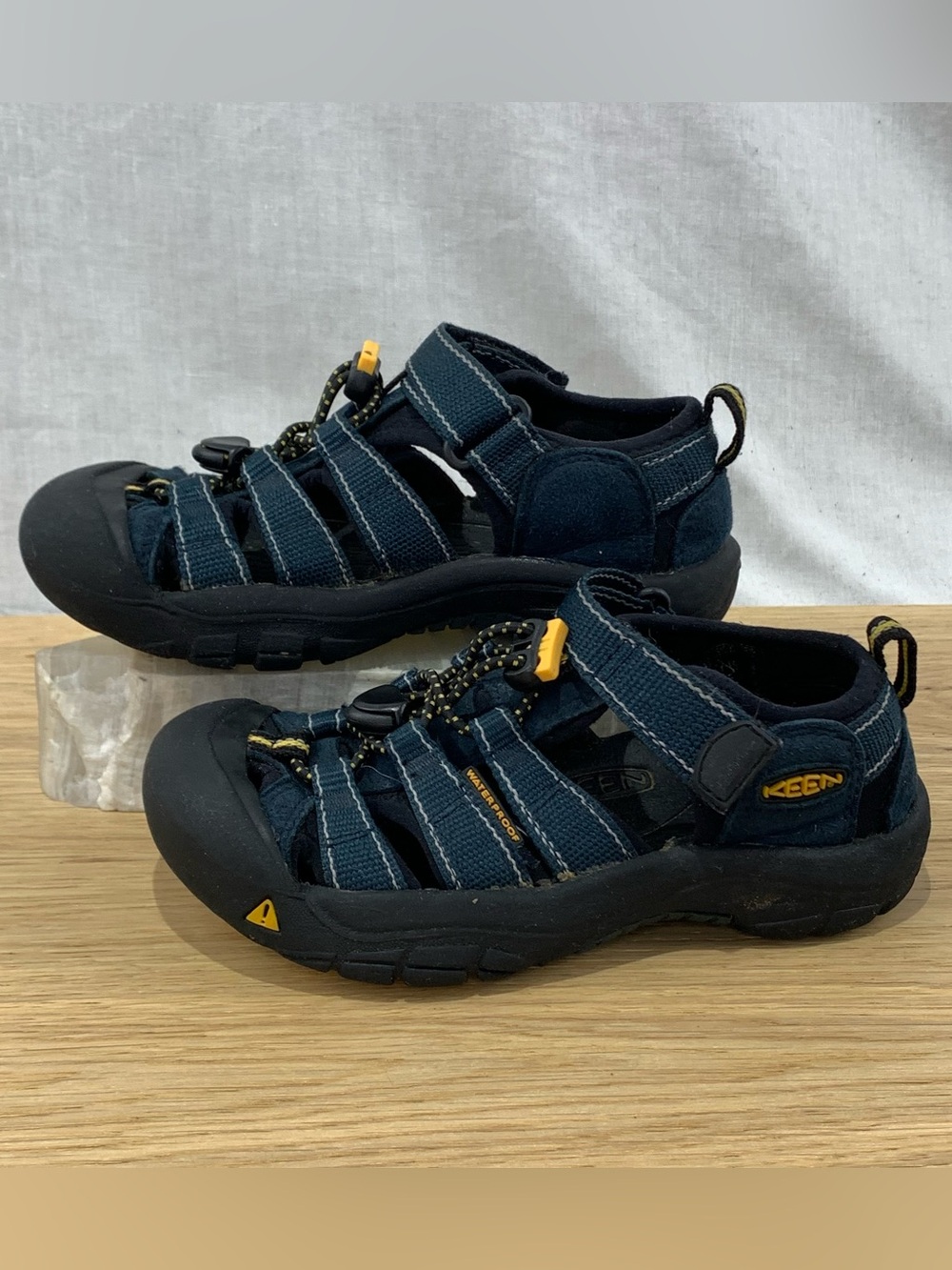 KEEN Newport H2 Youth Kid’s Size 2 Celestial Teal Sport Hiking Sandals